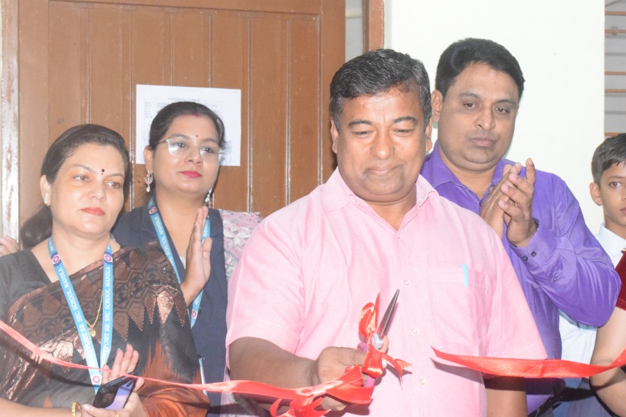 Montfort: Photo Gallery