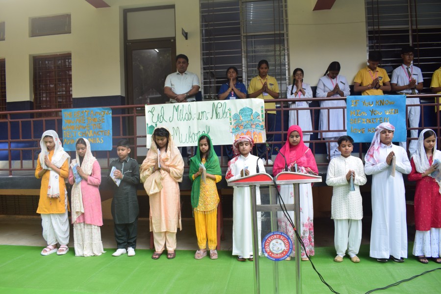 Montfort: Photo Gallery